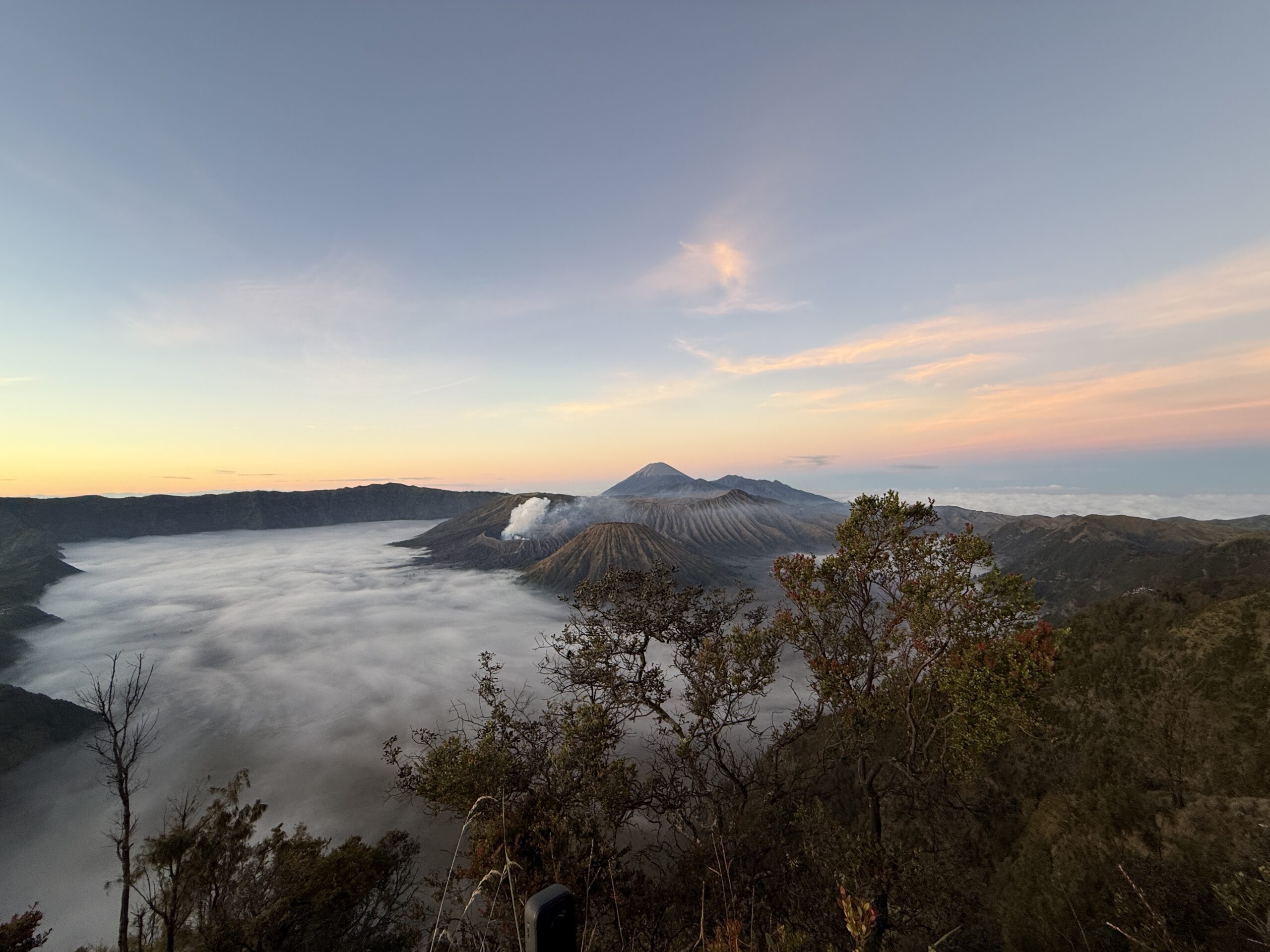 Sonnenaufgang am Mount Bromo